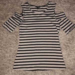 Express striped shoulder slit top- small